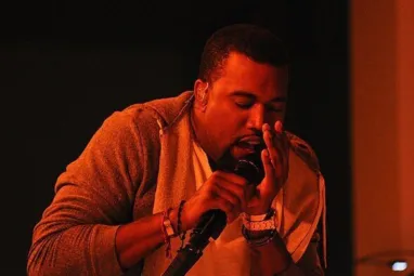 Kanye West Mo MA J