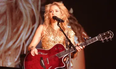 Shakira Live Paris 2010