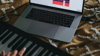 Laptop Computer Keyboard Keyboardist